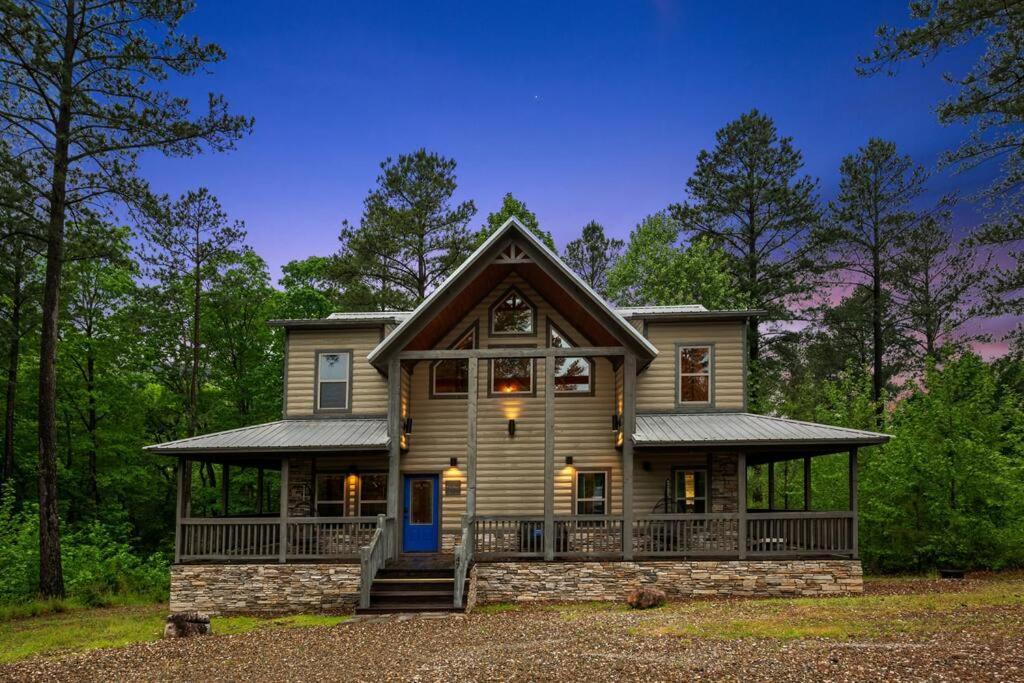 Broken Bow Beauty! King Suite, Hot Tub, Arcade, Wraparound Porch ภายนอก รูปภาพ