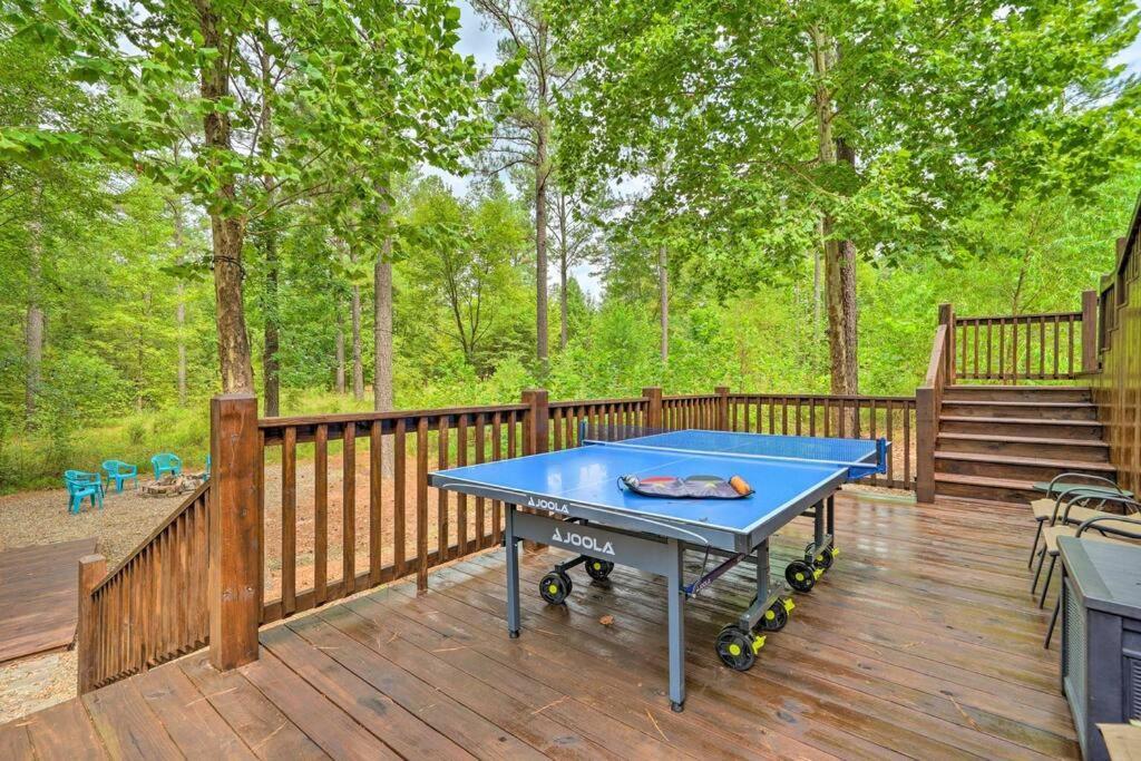 Broken Bow Beauty! King Suite, Hot Tub, Arcade, Wraparound Porch ภายนอก รูปภาพ