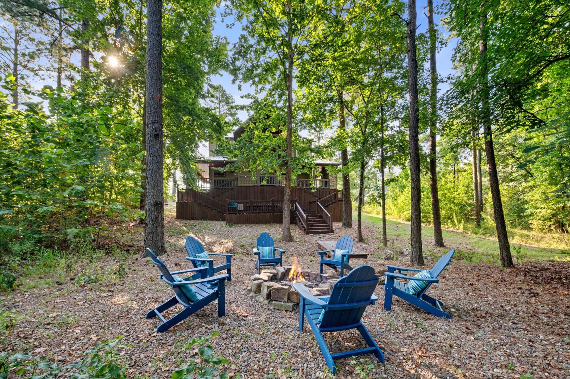 Broken Bow Beauty! King Suite, Hot Tub, Arcade, Wraparound Porch ภายนอก รูปภาพ