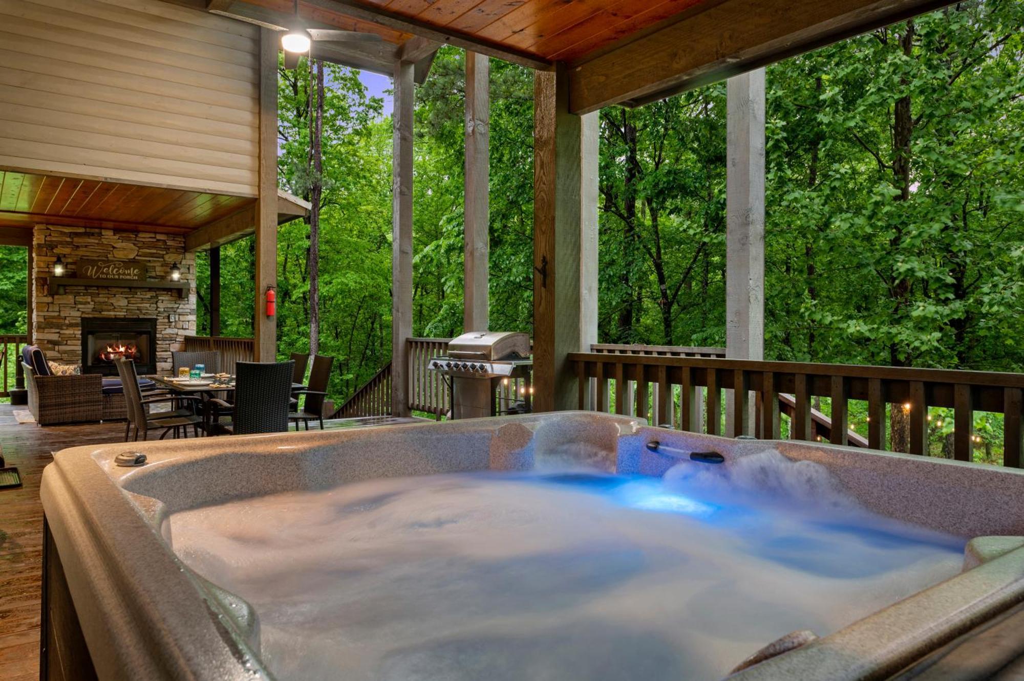 Broken Bow Beauty! King Suite, Hot Tub, Arcade, Wraparound Porch ภายนอก รูปภาพ